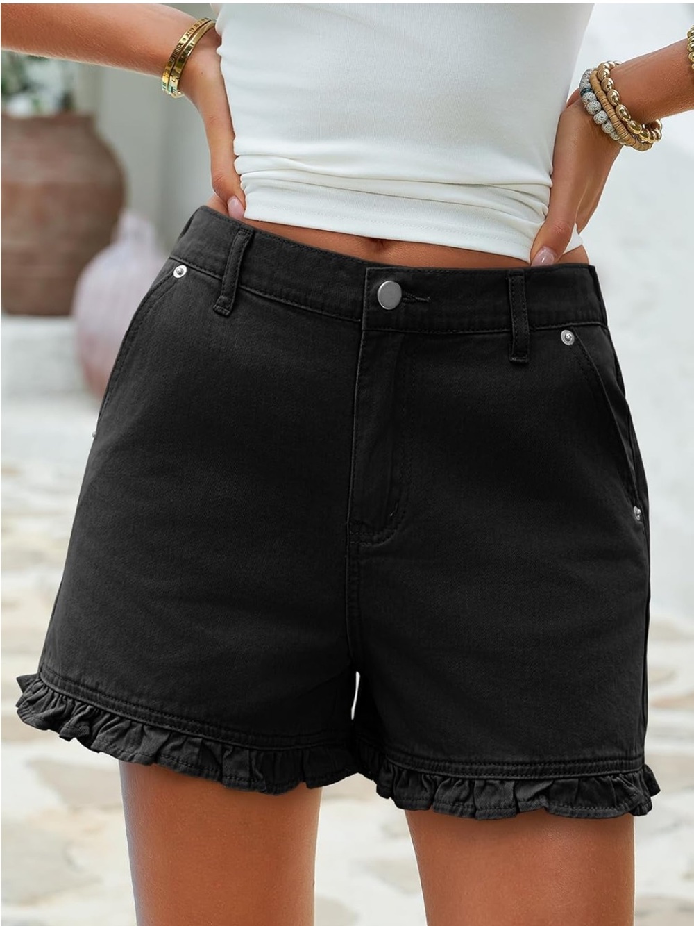 Women’s Casual Denim Ruffle Hem Shorts. Size 10. Black. - Picture 3 of 4